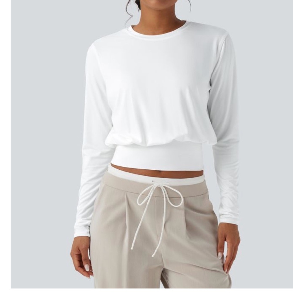 HALARA Round Neck White Long Sleeve Top NWT Medium